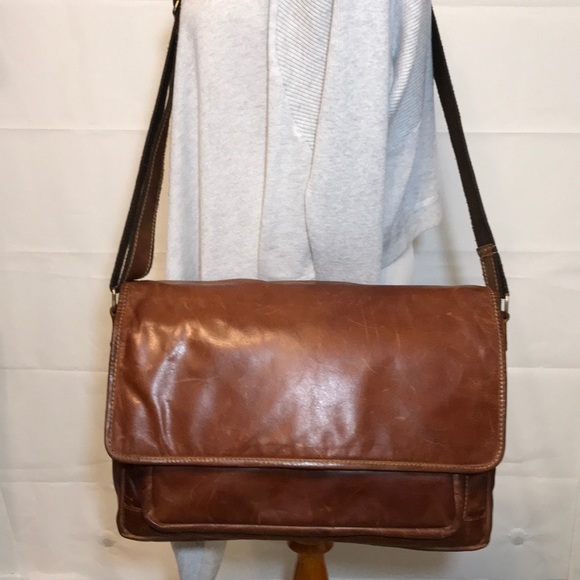 leather messenger bag australia